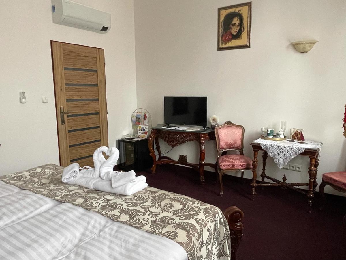Penzion Deloris Trenčín Екстериор снимка